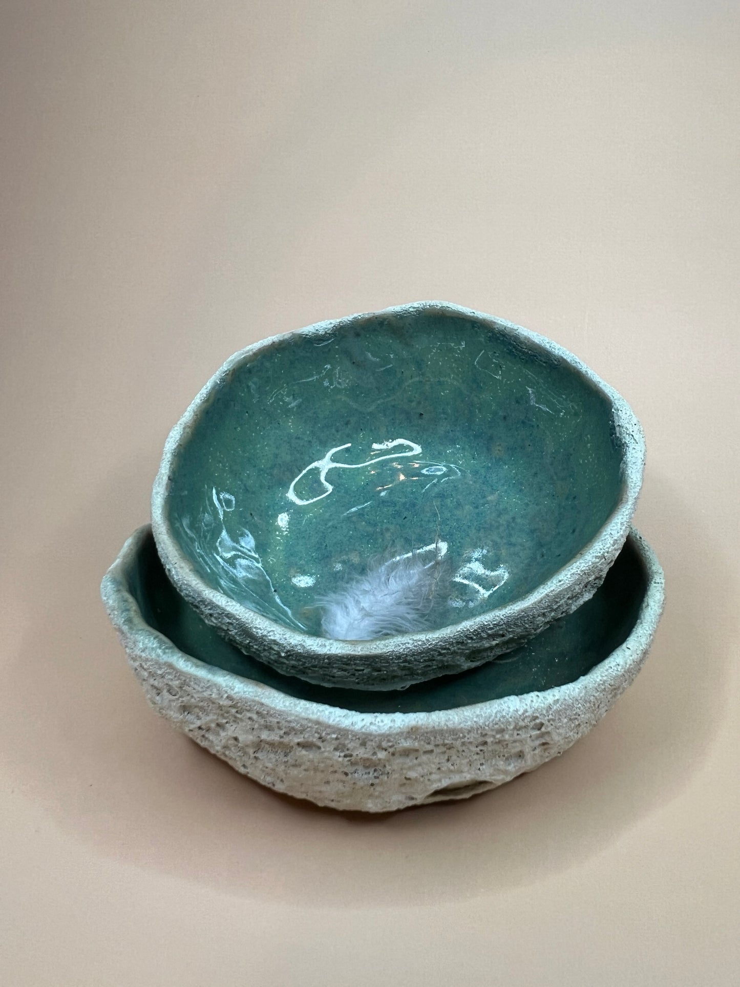 Pair of 2 small bowls