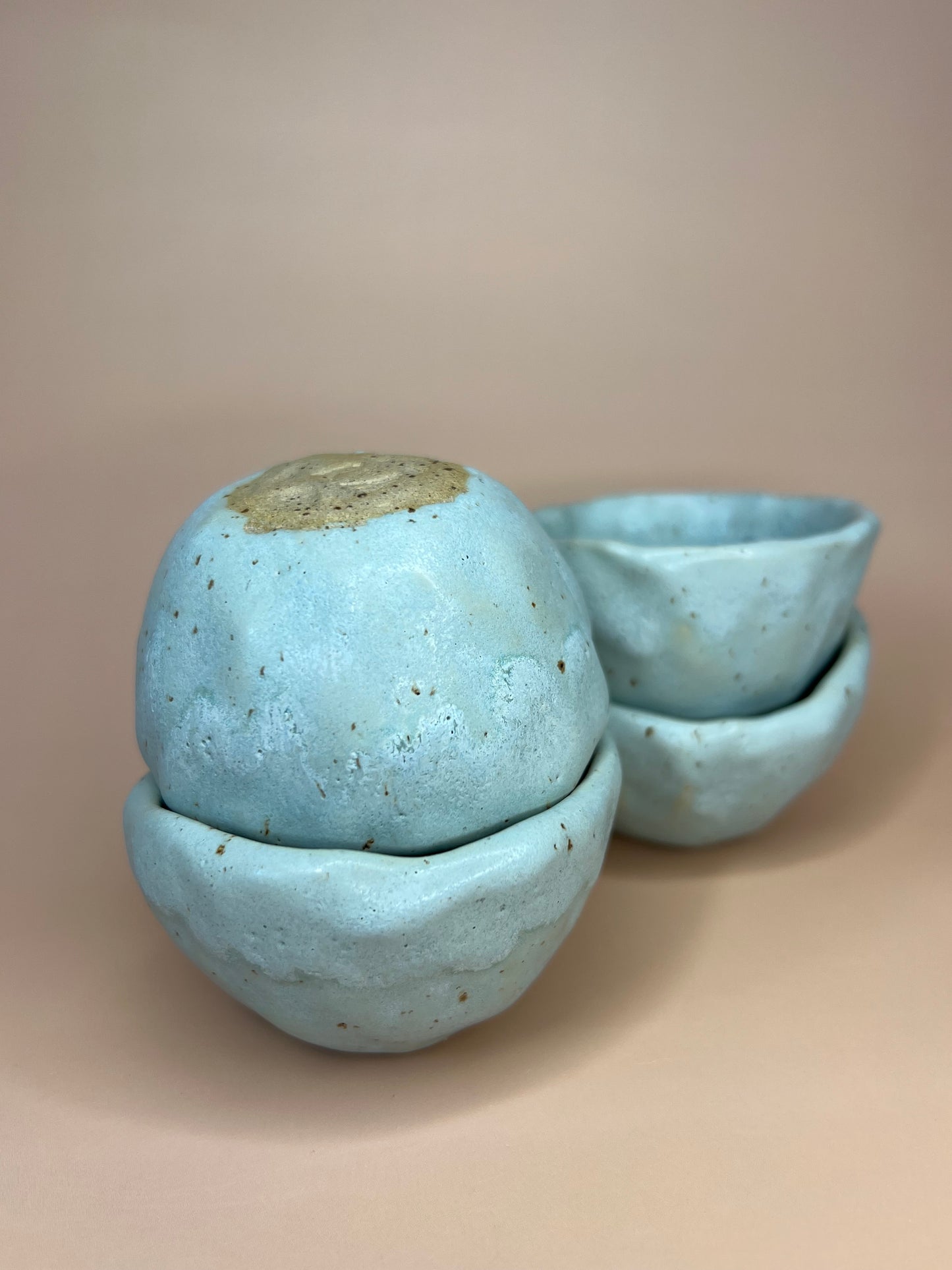 Set of 4 small cups