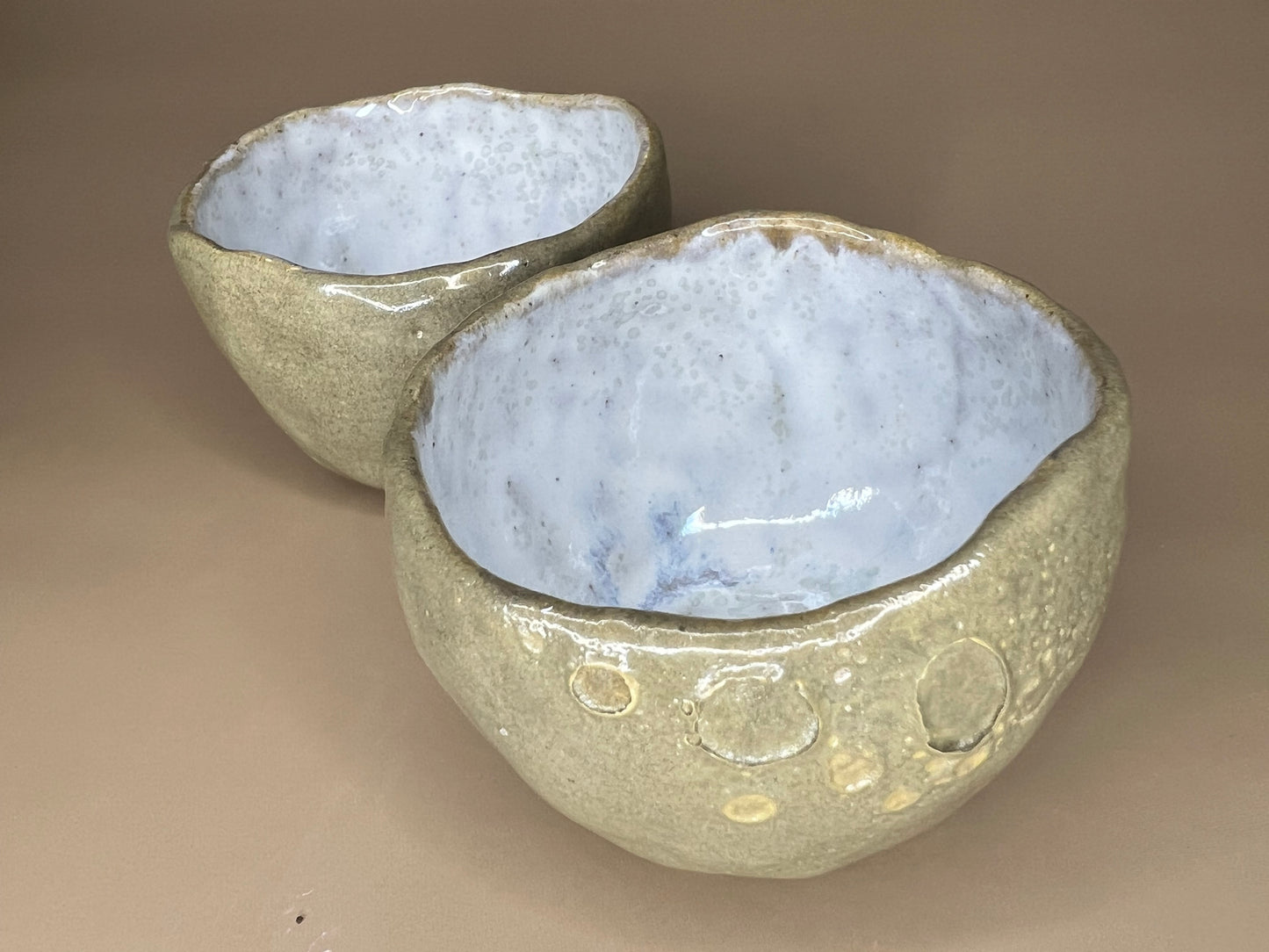 Set of 2 cups and a bowl